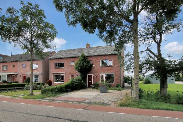 Woning Dorpsstraat 217 Zwaag