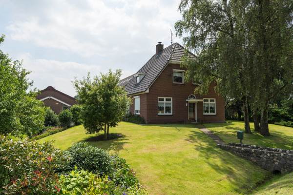 Woning Eerlandsestraat 22 Azewijn