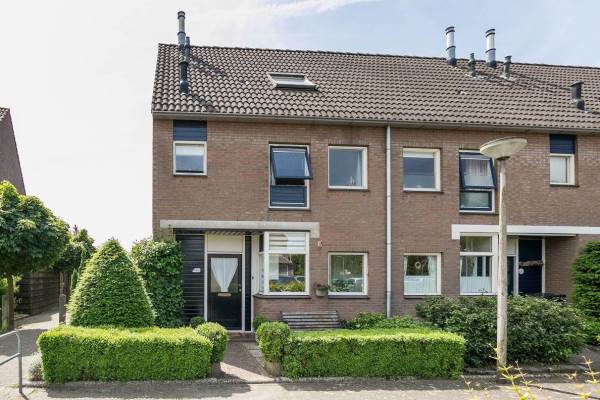 Woning Merelerf 10 Numansdorp