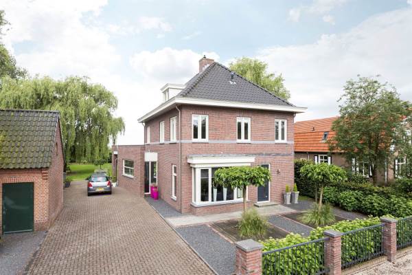 Woning Achterstraat 1 Dieden