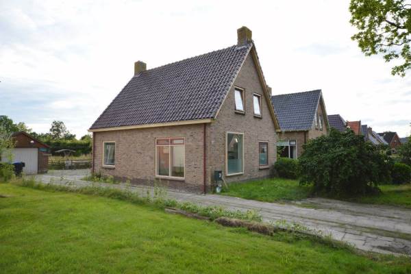 Woning Eikenlaan 31 Nieuw-Roden