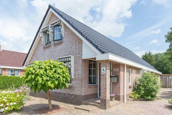 Woning Klinkerweg 101 Finsterwolde