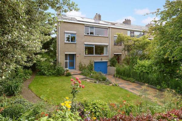 Woning Paulaland 24 Den Haag