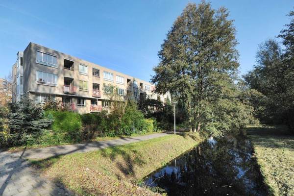 Woning Margarethaland 291 Den Haag