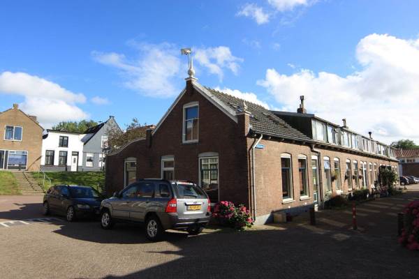 Woning Zuid Achterweg 1 Ooltgensplaat