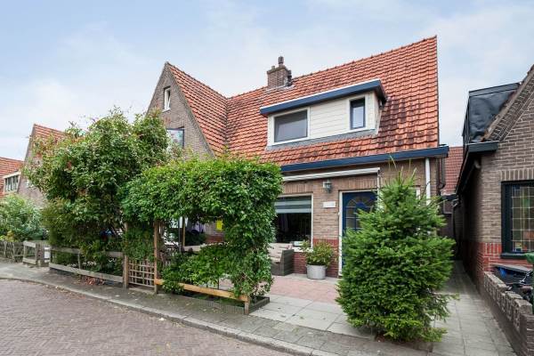 Woning M A de Ruyterstraat 15 Meppel