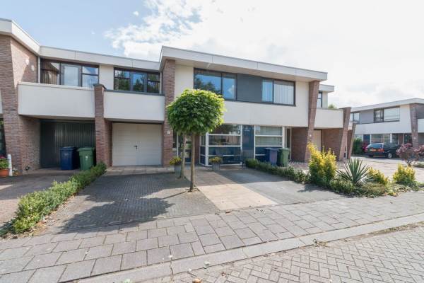 Woning H. Scheepstrahof 8 Almere