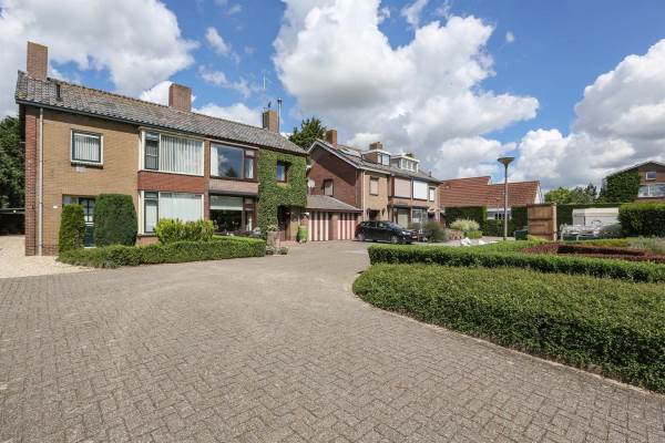 Woning Veerweg 10 Numansdorp