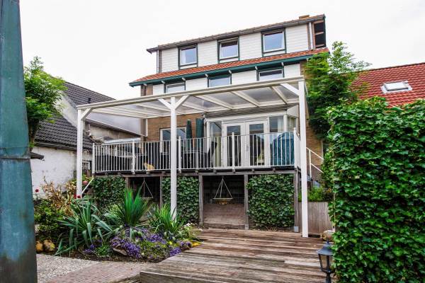 Woning Schouteneinde 46 Puttershoek