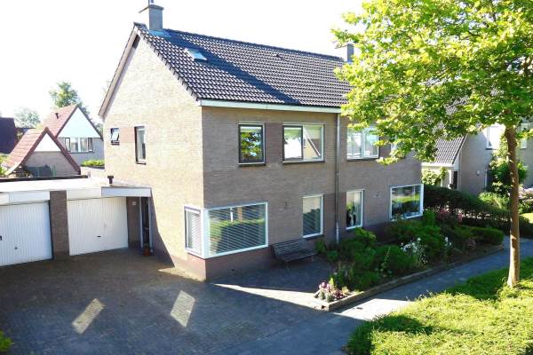 Woning Plataanstrjitte 8 Stiens
