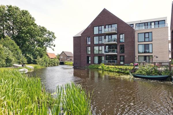 Woning De Kuyperij 15 Roelofarendsveen