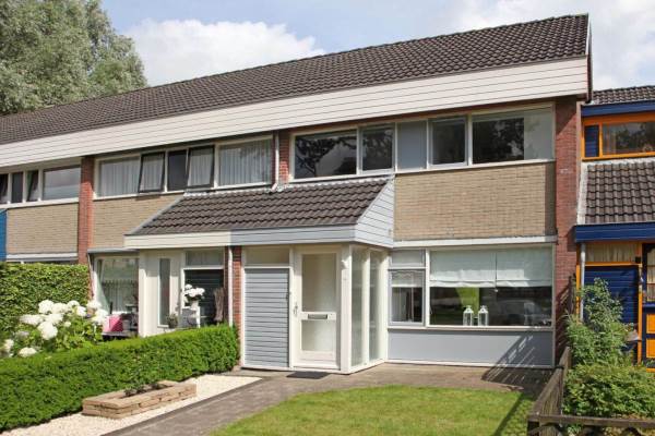 Woning De Merel 19 Surhuisterveen