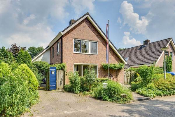 Woning Boslaan 42 Tiendeveen
