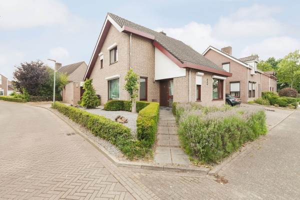 Woning Quirinusstraat 1 Hoensbroek