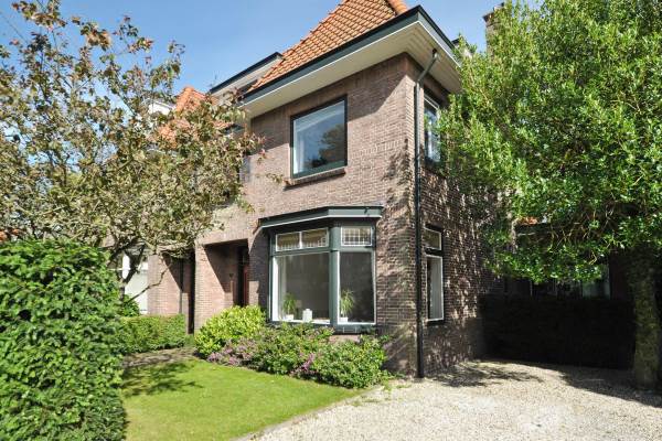 Woning Park Vronesteyn 43 Voorburg