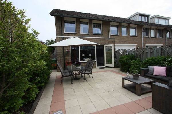 Woning Jan van Almondestraat 46 Poortugaal