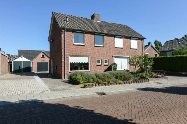 Woning Dr Poelsstraat 8 Ulft