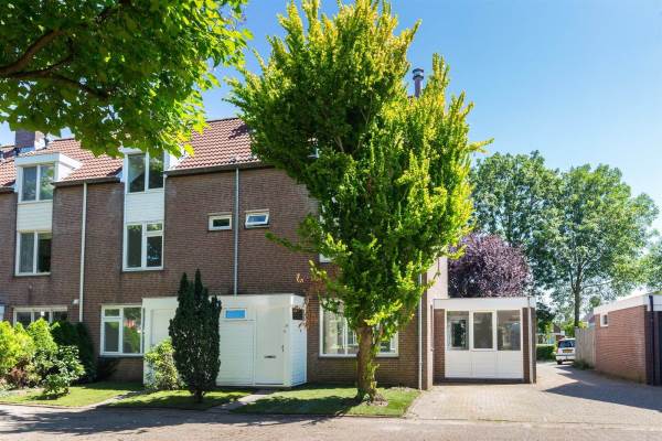 Woning Dekemastate 26 Huizen