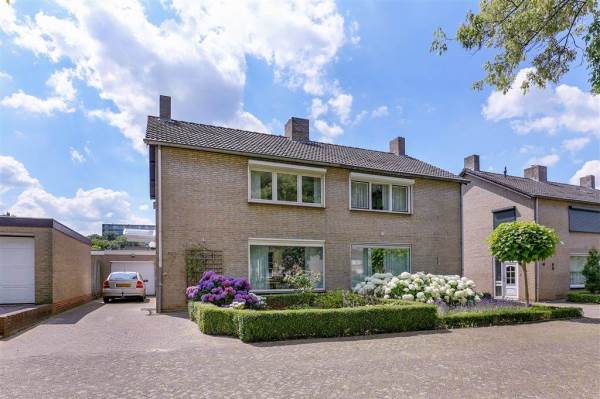 Woning Kasteel Aerwinckelstraat 20 Roermond