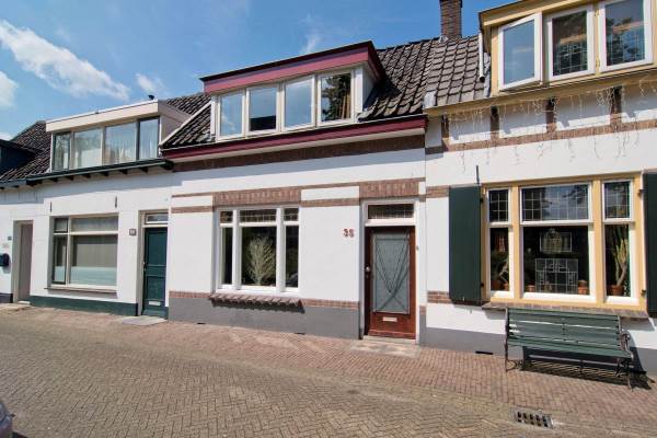Woning St. Walburgbuitensingel 35 Tiel