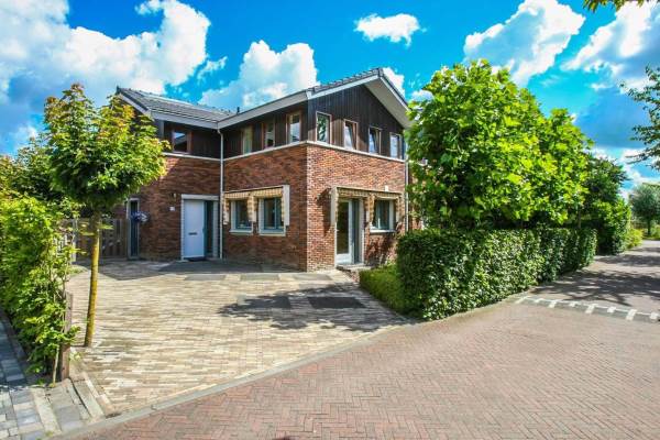 Woning Charlotte van Pallandtlaan 15 Alphen aan den Rijn