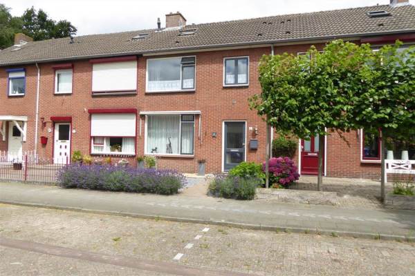 Woning Händelstraat 12 Halsteren