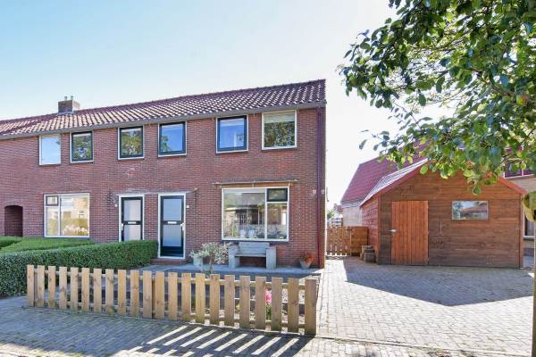 Woning Hofstraat 23 St.-Jacobiparochie