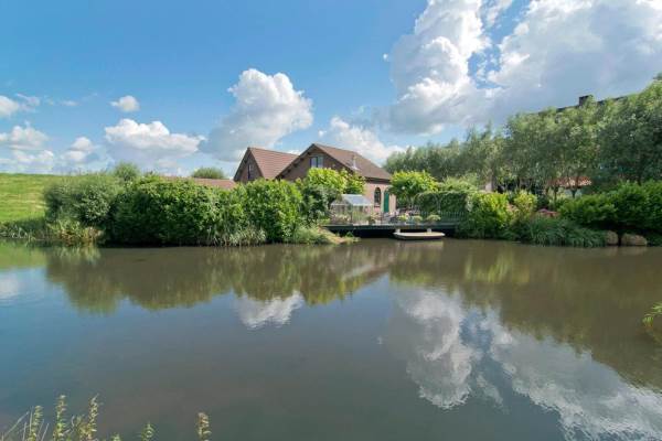 Woning Rivierdijk 1 Hardinxveld-Giessendam