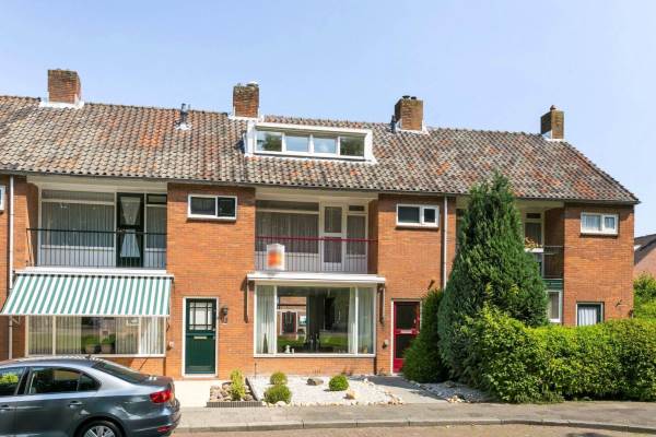 Woning Weteringsingel 40 Hendrik-Ido-Ambacht