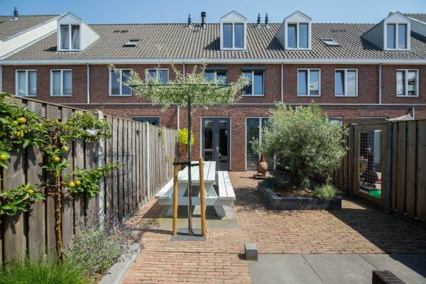 Woning Opzoomerlaan 25 Hellevoetsluis