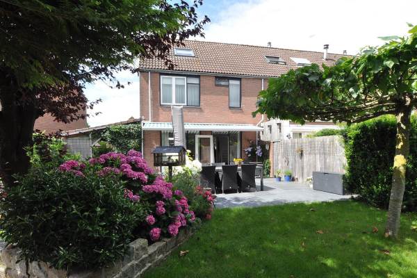 Woning Pauwenkamp 118 Maarssen