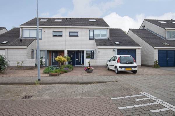 Woning Franciscanenstraat 12 Assendelft