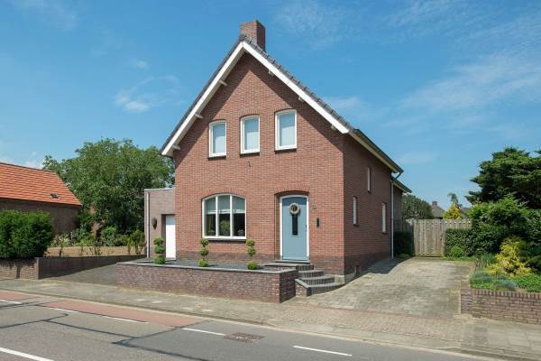 Woning Stationsweg 19 Maasbracht