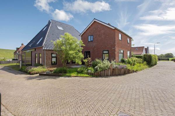 Woning Liudgerstrjitte 1 Wierum