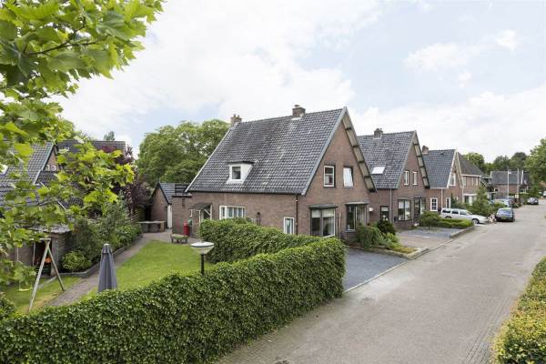Woning Westenenkerzijweg 1 Apeldoorn