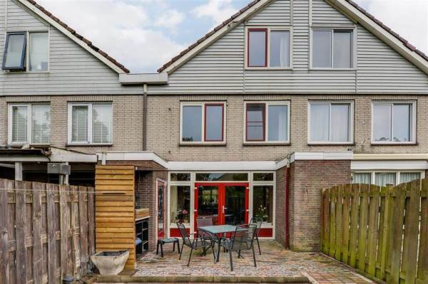 Woning Pieter Bossenstraat 13 Hoogwoud