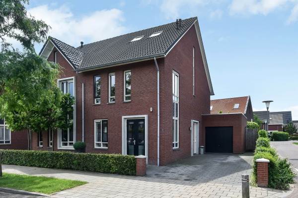 Woning Donar 15 Elst