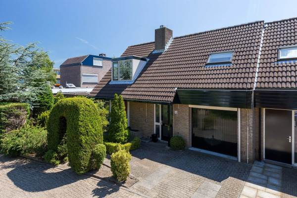 Woning Anna Kaulbachhof 1 Driehuis Nh