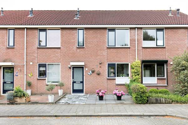 Woning Dr. W.M. Verhaarlaan 63 Emmeloord