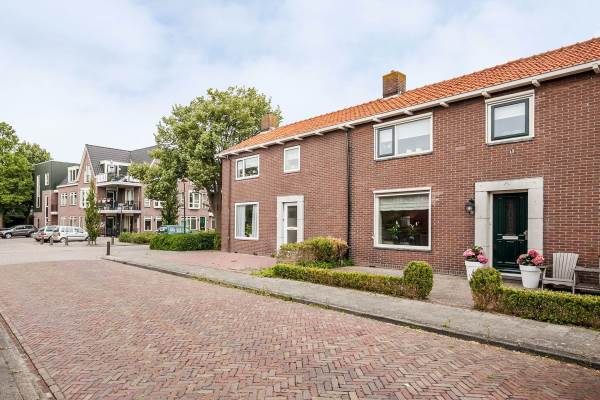 Woning Leeghwaterstraat 12 De Rijp