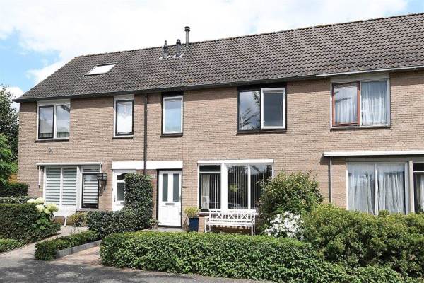 Woning Middelgronden 88 Huizen