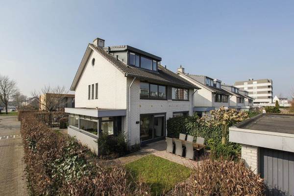 Woning Klimvaren 2 Bergschenhoek
