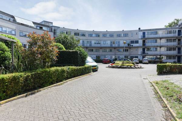 Woning Ir. van der Sluijsplantsoen 85 Den Haag