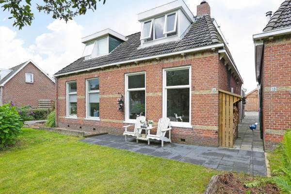 Woning Hege Hearewei 11 Stiens