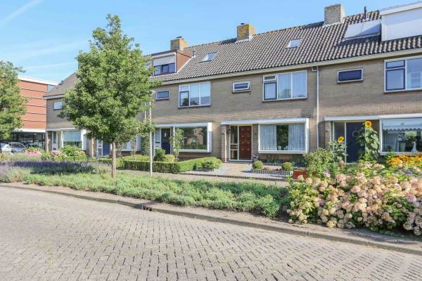 Woning Pleinstraat 12 Bergambacht