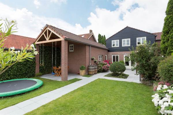 Woning Burgemeester J.W. Hondelinkstraat 8 Beesd