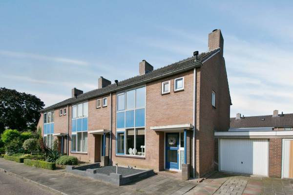 Woning Johan Willem Frisostraat 5 Elst