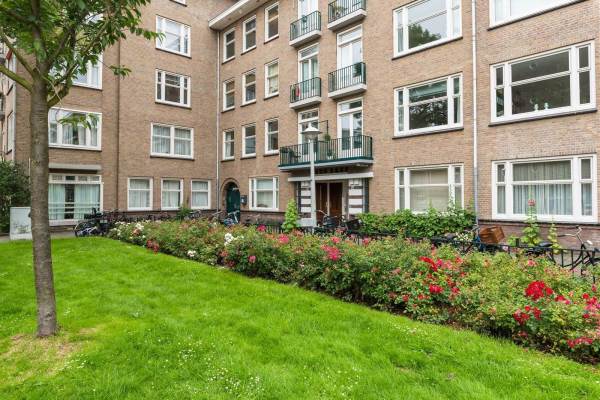 Woning Uiterwaardenstraat 30-I Amsterdam