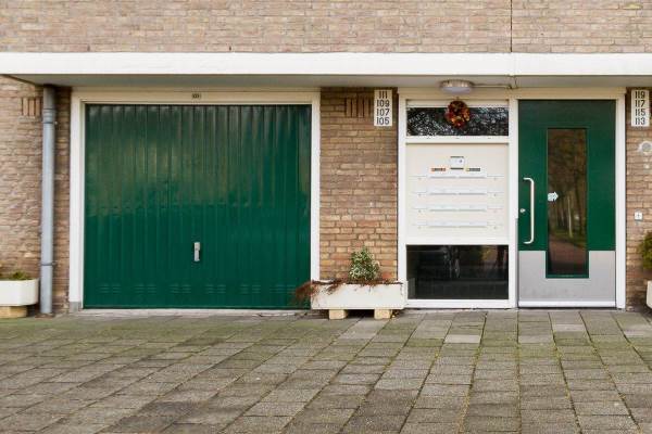 Garage Atletenstraat 105B Enschede