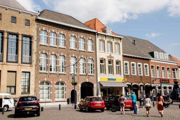 Woning Markt 37 Roermond Oozo Nl